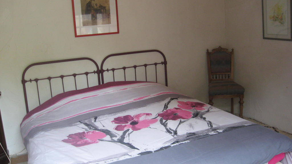 Chambre D'Hotes Oeuil De Bouc Madiran Room photo